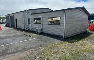 Tidy Workshop & Office on Corner Site