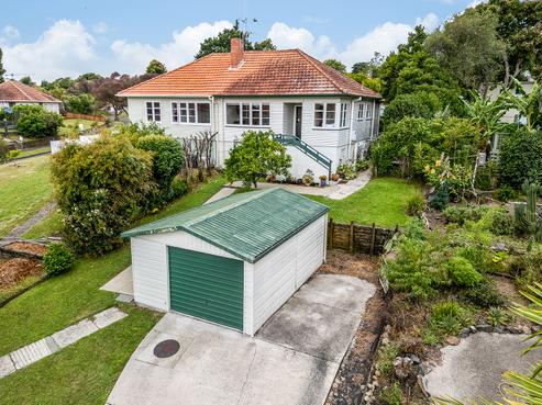 24 Plunket Terrace, Hamilton East