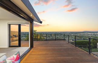 76 Huntsbury Avenue, Huntsbury