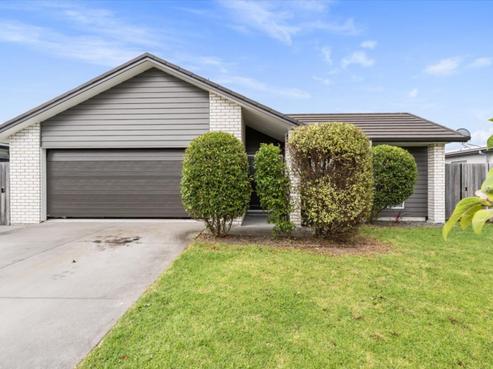 44 Awataha Crescent, Pyes Pa