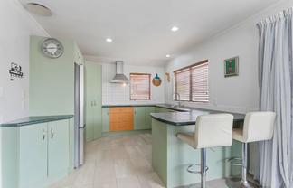 228C Te Atatu Road, Te Atatu South