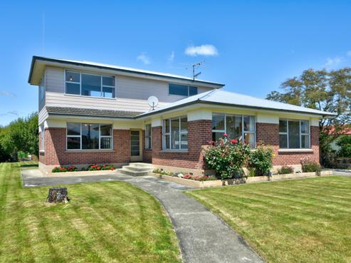 16 Oakland Street, Mataura
