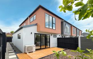 7/17 Rewarewa Road, Te Atatu Peninsula