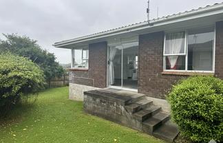 2/19 Megan Avenue, Pakuranga