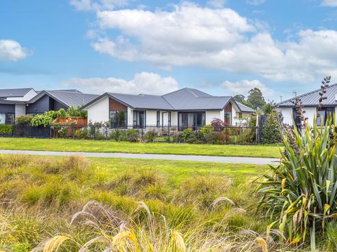 12 Stroma Avenue, Casebrook