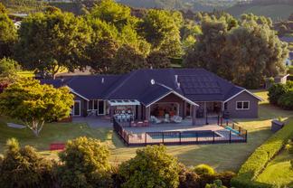 42 Phillips Drive, Oropi