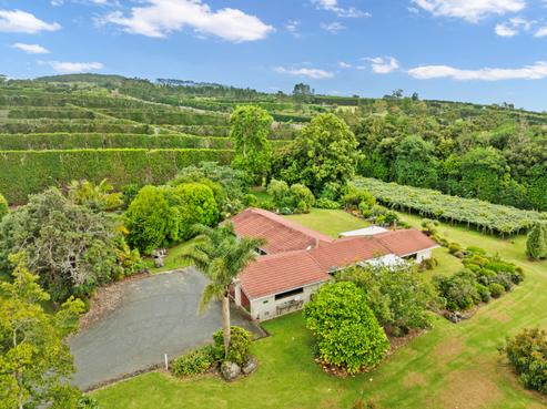 1614 State Highway 14, Maungatapere
