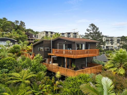 195A Browns Bay Road, Browns Bay