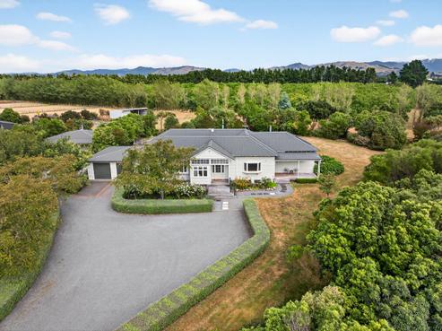 228 Norfolk Road, Carterton