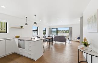 11/104 Maupuia Road, Maupuia