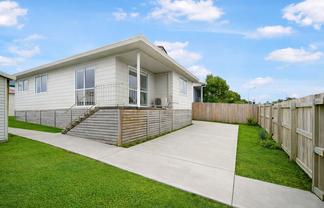 2/69 Launda Drive, Ranui