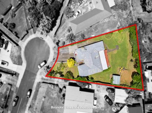 13 Tracey Terrace, Te Atatu South