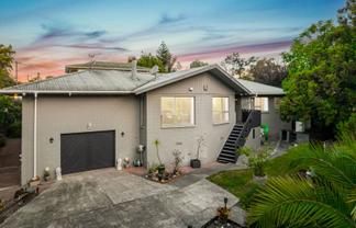 16 Ribblesdale Road, Henderson