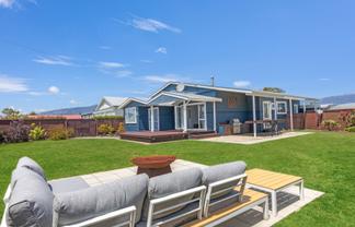 10 Orowaiti Road, Westport