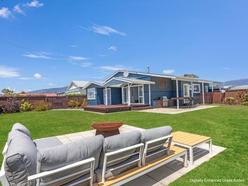 10 Orowaiti Road, Westport