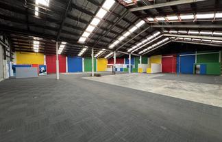 Well appointed workshop with multiple bays