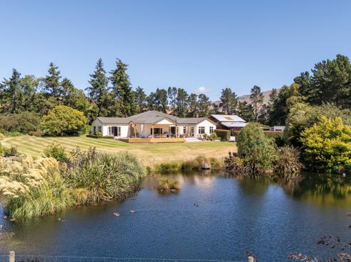 83 Gilmour Road, Roxburgh East