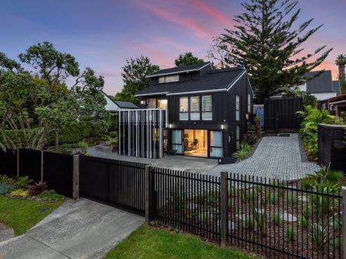 3 Sandiacre Way, Browns Bay