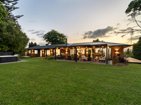 354 Whitford Road, Whitford