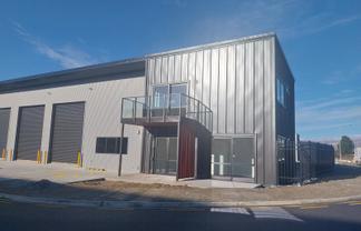 Warehouse, Office & Accommodation