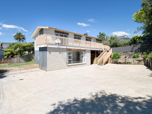 6 Harrisfield Drive, Hairini