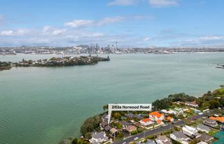 2/63A Norwood Road, Bayswater