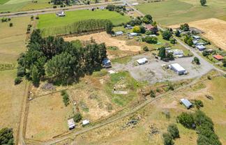 Bare land block, large shed