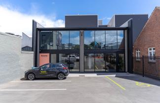 CONVENIENT KINGSLAND OFFICE
