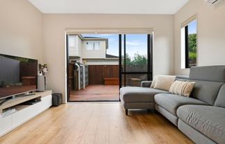 7/17 Woodford Avenue, Henderson