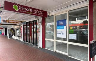 High-Exposure Retail Space 