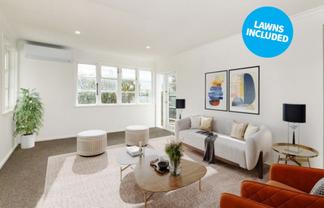 19A Clyde Crescent, Roslyn