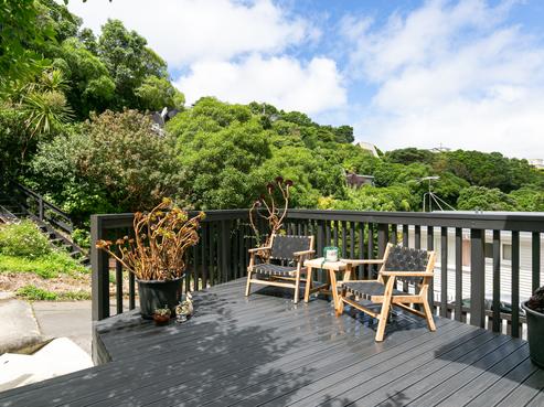 2/39 Onslow Road, Khandallah