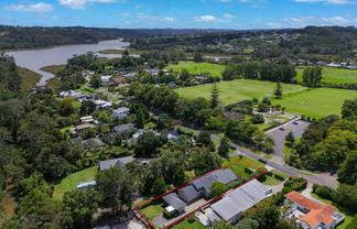 51 Churchouse Road, Greenhithe