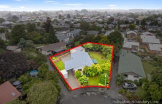 13 Hillier Place, Allenton