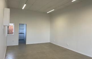 Profile on Sandringham Road