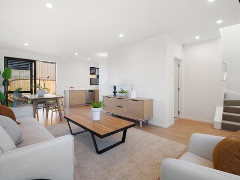 11 Huru Road, Flat Bush