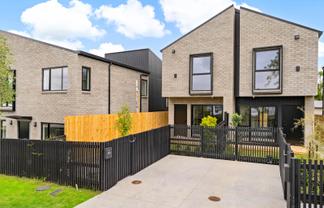 133C Riverpark Crescent, Henderson