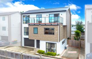 844C East Coast Road, Oteha