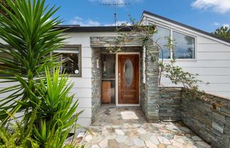 5 Saddleback Rise, Murrays Bay
