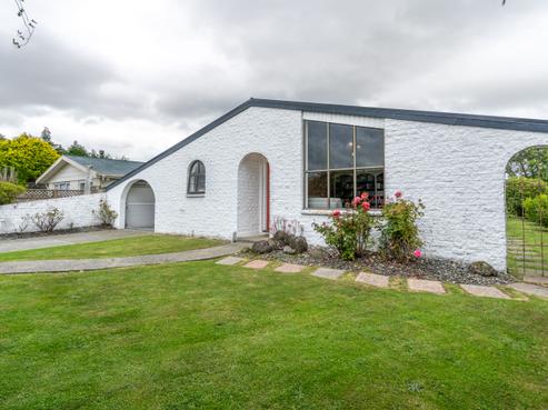 110 Cunningham Crescent, Grasmere