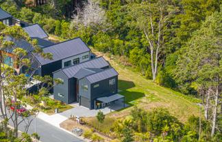 32 Ara Hills Drive, Orewa