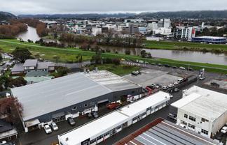 High Stud and Clear Span Warehouse