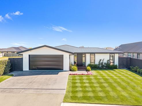 24 Whitehorn Drive, Lincoln