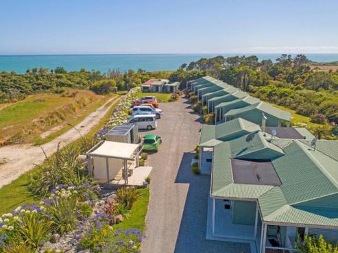 2 Omau Road, Cape Foulwind