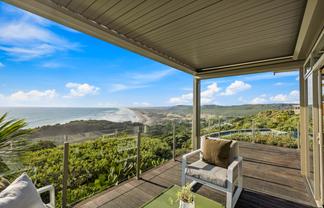 42 Waitea Road, Muriwai