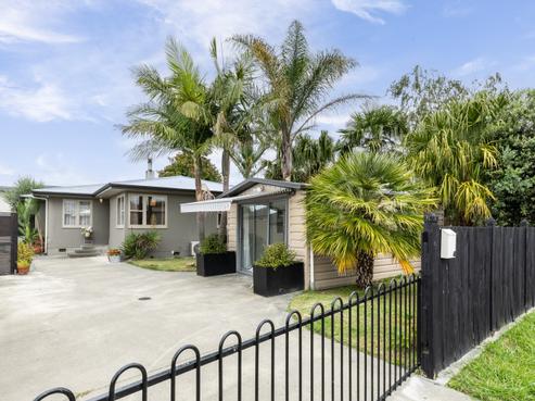41 Merton Crescent, Pirimai