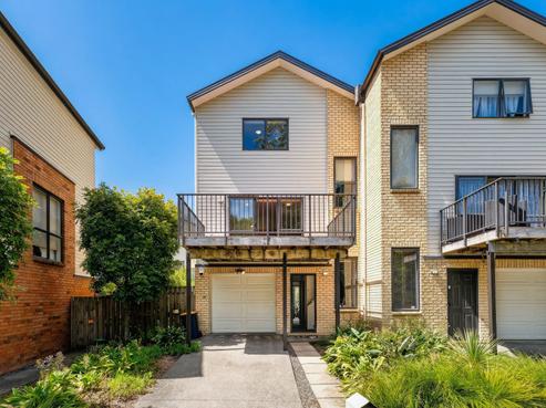 54/172 Mcleod Road, Te Atatu South