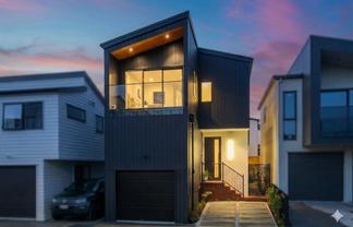 102E Te Oneroa Way, Long Bay