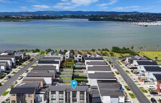 6 Landing Path Drive, Hobsonville