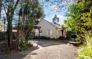 1/20 Wirihana Road, Titirangi